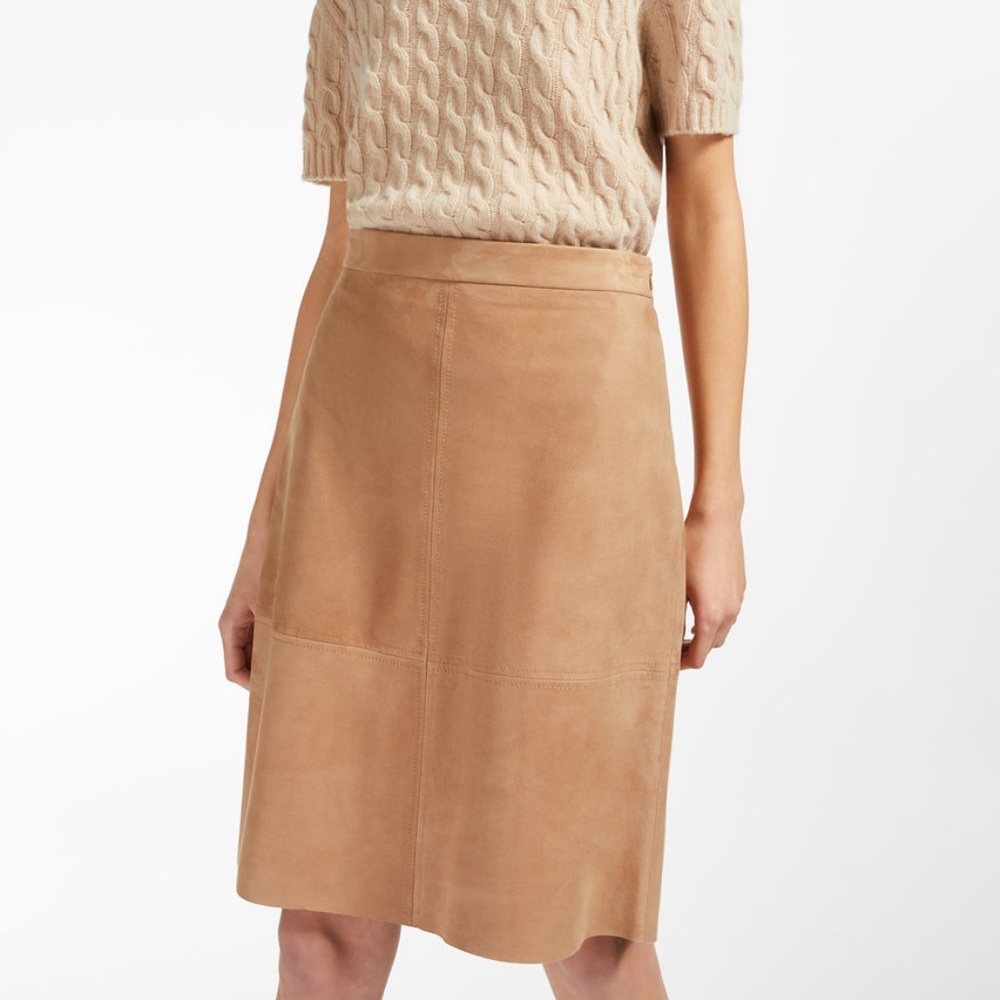 MaxMara VOGHERA Suede Skirt (Camel and Lamb)